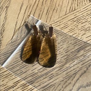 Kendra Scott earrings!